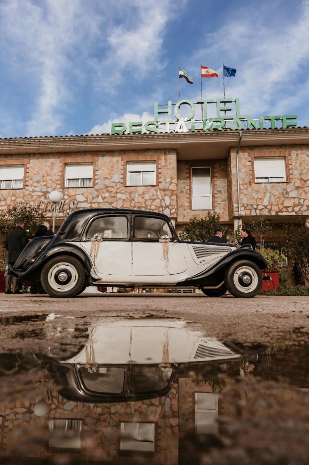 Hotel Restaurante Sostenible La Laguna Brozas Zewnętrze zdjęcie